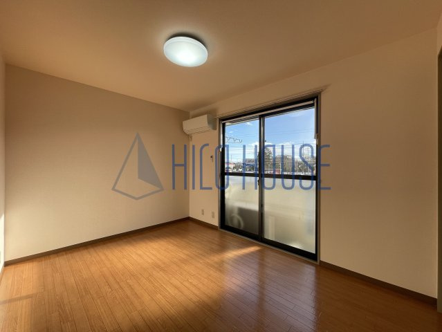 リヴェール高沢ⅡBの居間・リビング