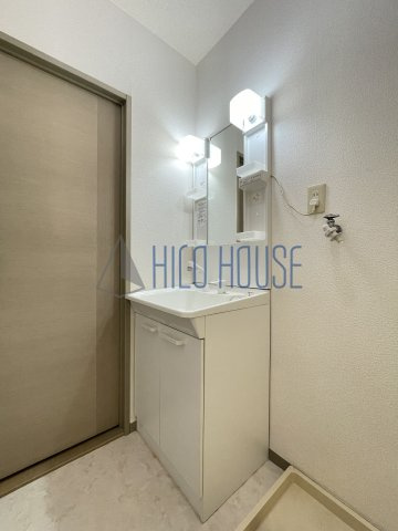 リヴェール高沢ⅡBの洗面所