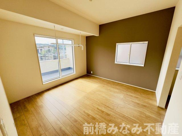 高崎市下佐野町　２号棟(全３棟)　ブルーミングガーデン　新築建売分譲の洋室|使い勝手のいい洋室です