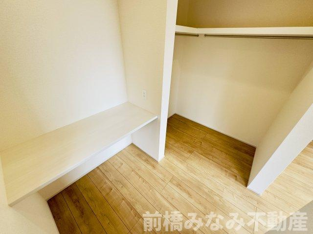 高崎市下佐野町　２号棟(全３棟)　ブルーミングガーデン　新築建売分譲の収納|収納豊富です