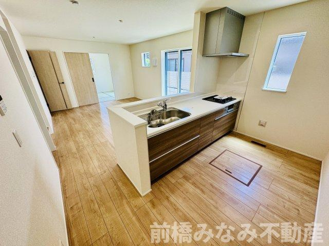 前橋市南町二丁目24-1期　４号棟(全４棟)　リナージュ　新築建売分譲のキッチン|お料理しやすいキッチンです