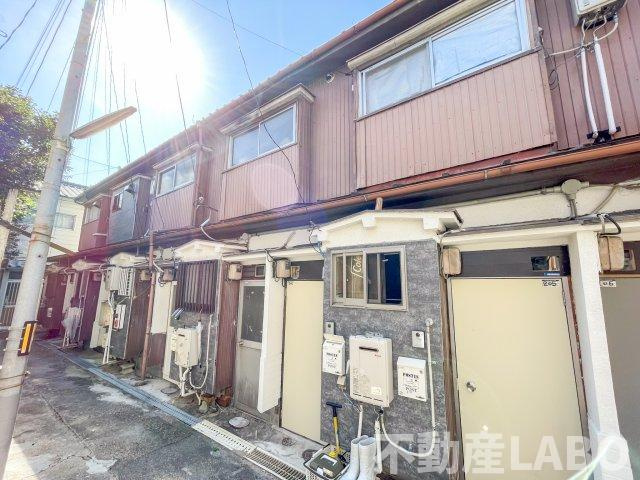 岡ハイツの外観