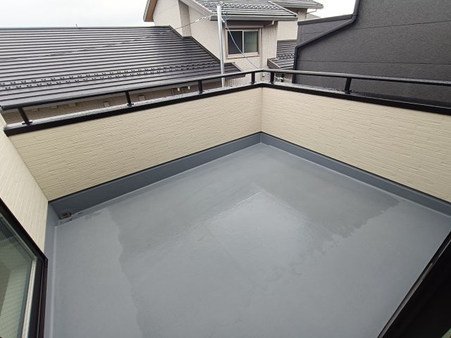 三郷市　彦糸1丁目　新築戸建　　全5棟のバルコニー|外からの目が気にならないバルコニーで洗濯物が干せます