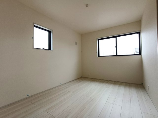 三郷市　彦糸1丁目　新築戸建　　全5棟の洋室|洋室です