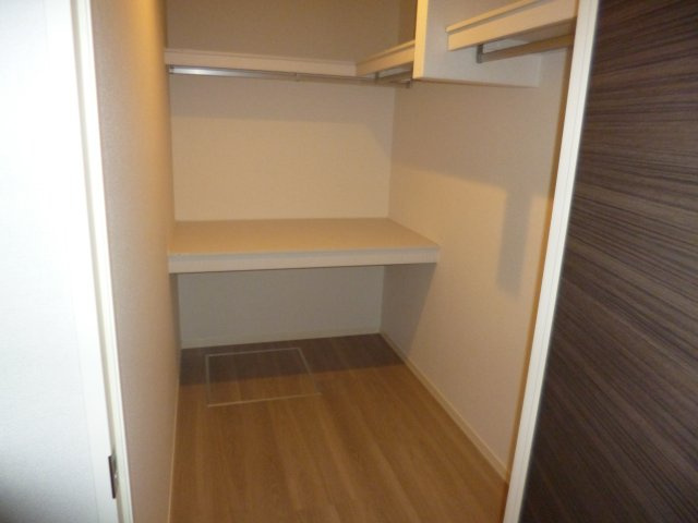 ロイヤルウイングの収納|ウォークインクローゼット