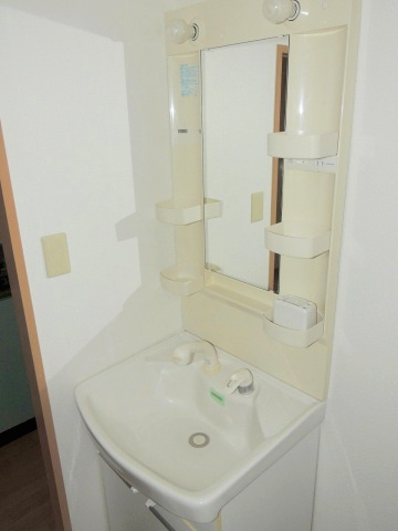 ソレアード出汐の洗面所