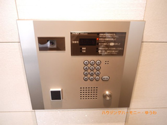 【その他共用部分】 | オートロック付になっていますので、不審者対策は、しっかりとしています。