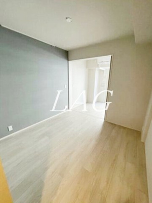 【居間・リビング】 | ザ・ケンジントン・レジデンスときわ台 | 洋室のお部屋です。