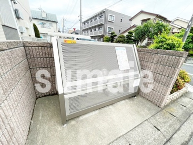 セジュールアン　ラビのその他共用部分|敷地内ゴミ置き場です。