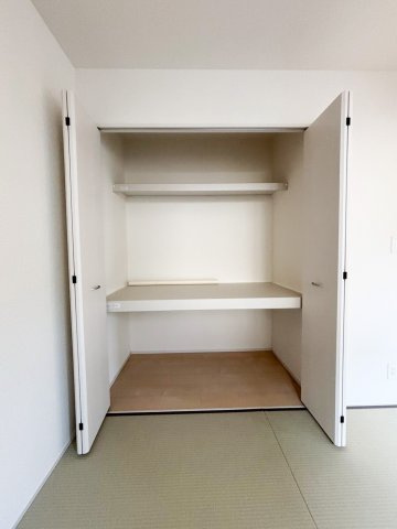 三郷市　彦糸1丁目　新築戸建　　全5棟の収納|施工例です