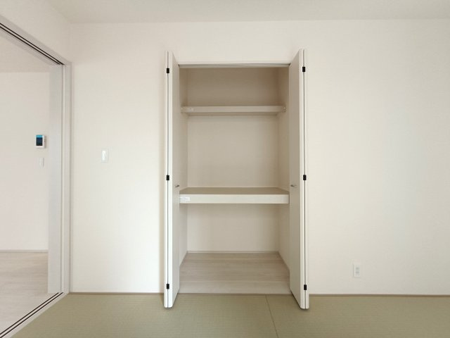 三郷市　彦糸1丁目　新築戸建　　全5棟の収納|施工例です