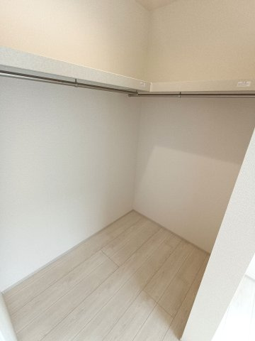 三郷市　彦糸1丁目　新築戸建　　全5棟の収納|施工例です