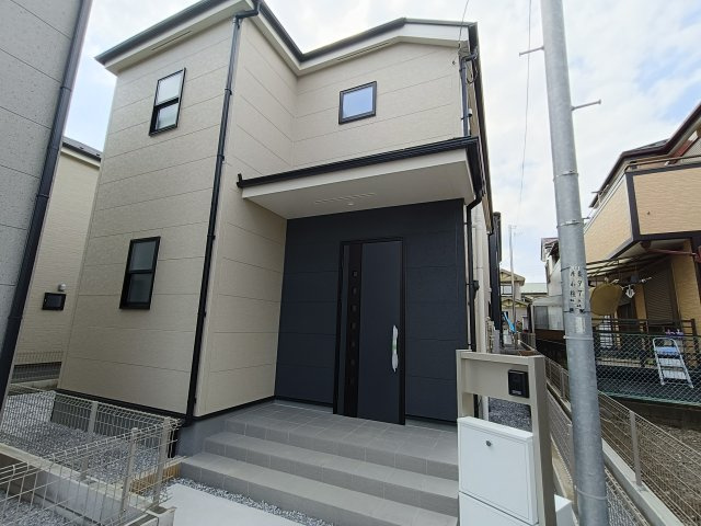 三郷市　彦糸1丁目　新築戸建　　全5棟