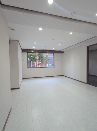 【居間・リビング】