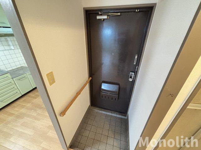 プレアール小瀬の玄関