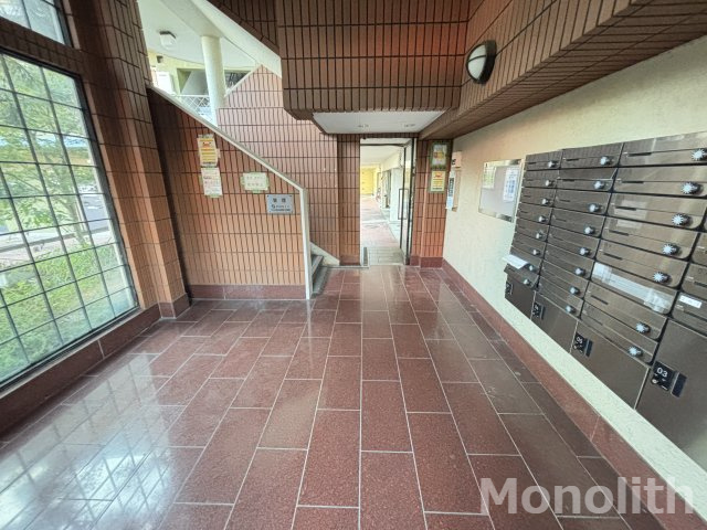 プレアール小瀬のエントランス