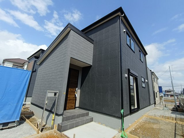 三郷市　彦糸1丁目　新築戸建　　全5棟