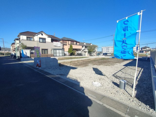 三郷市　彦糸1丁目　新築戸建　　全5棟の前面道路含む現地写真|前面道路含む現地写真です