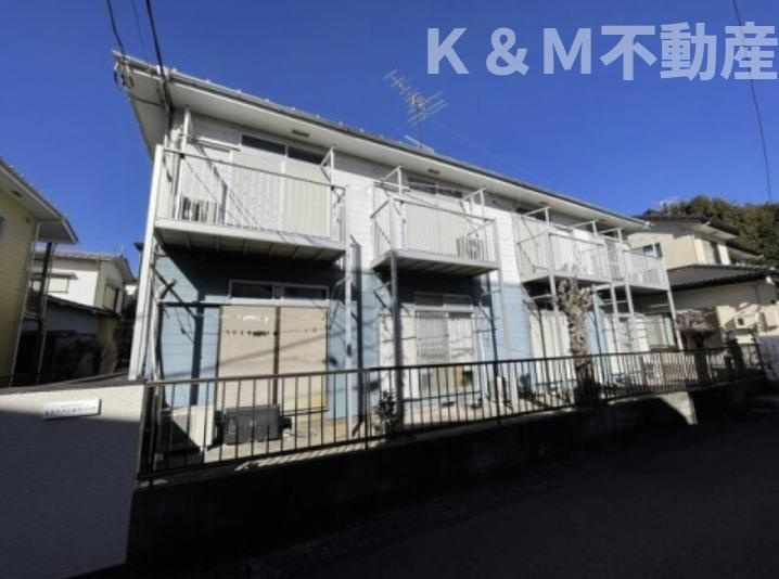 おおたかの森アパートのバルコニー|外からの目が気にならないバルコニーで洗濯物が干せます