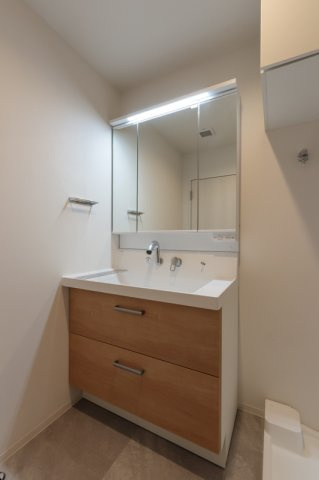 【独立洗面台】