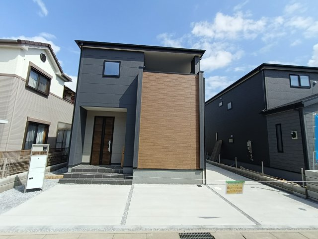 三郷市　彦糸1丁目　新築戸建　　全5棟