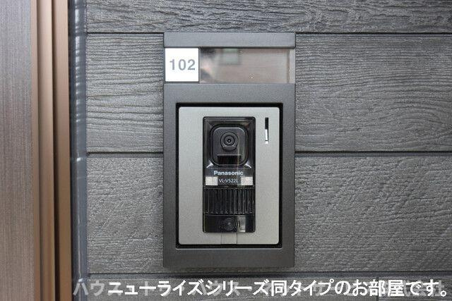 エスタブレＢの玄関