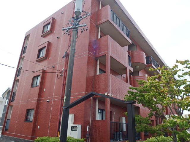 シンエイ橋目ヶ丘の外観