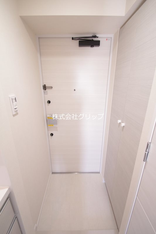 Le'a MARKS横濱東館の玄関