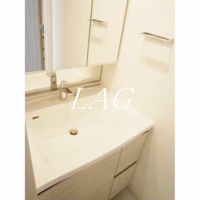 【洗面所】 | パークアクシス芝浦 | 洗面台です。