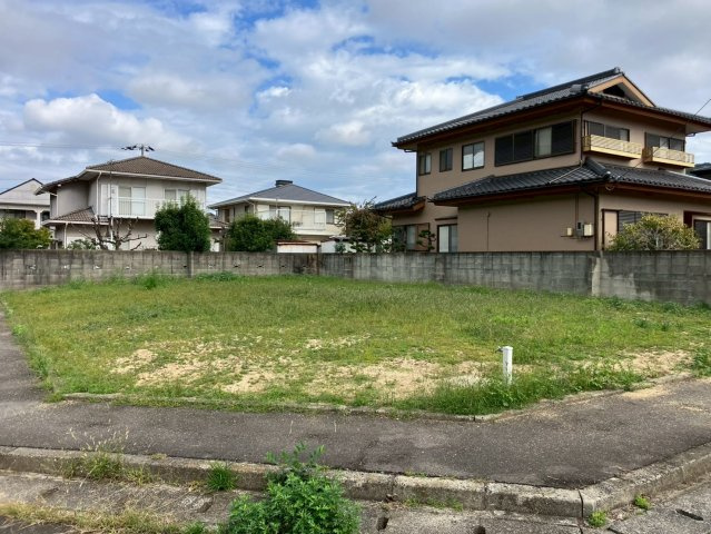 高松市屋島東町　９０坪超の平屋向きの宅地