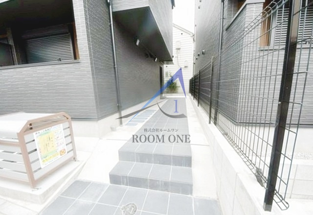 ルネコート高砂ＷＥＳＴ　Ａ棟のエントランス|エントランスです。