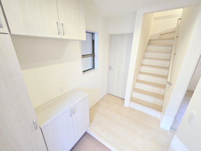 羽村市小作台3丁目　全1棟