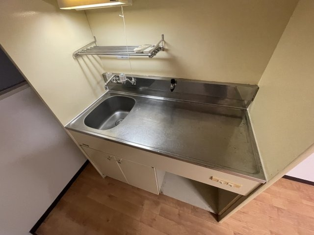 コンパクトなキッチンで掃除もラクラク