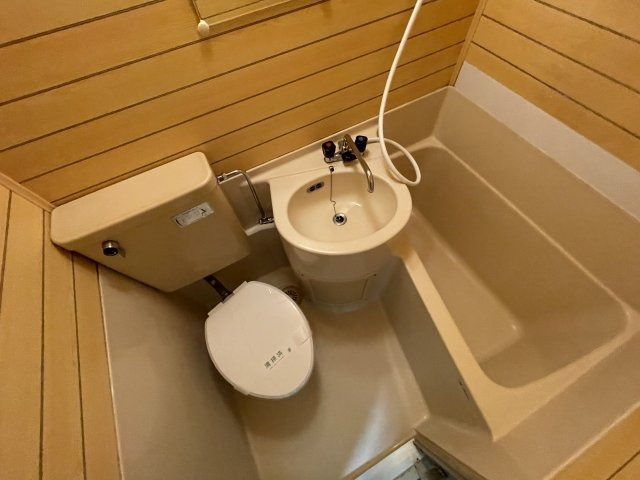 落ち着いた空間のお風呂です