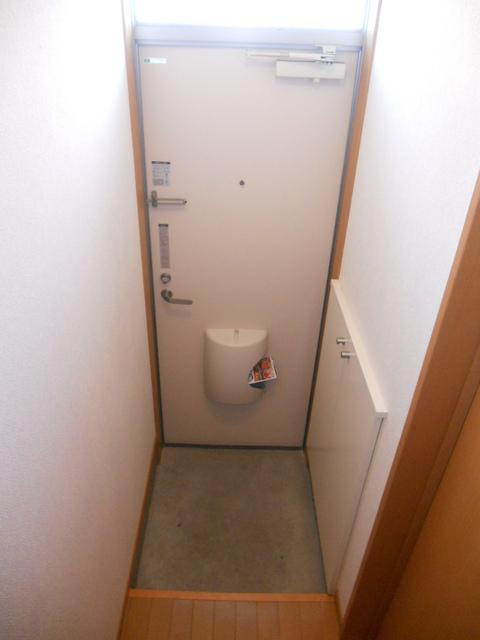 ブラウンコートKの玄関