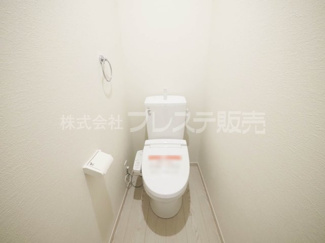 【トイレ】 | 現地写真（２号地２階トイレ）温水洗浄便座を標準装備！