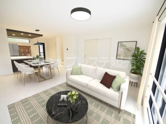 【居間・リビング】 | 現地写真（２号地リビング）ＬＤＫは広々19.7帖！南向きです♪