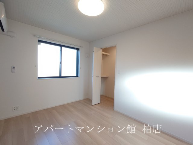 エスタブレAの洋室