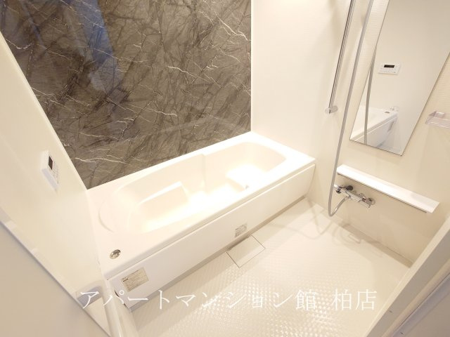 エスタブレAの浴室