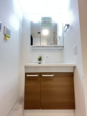 グリーンピア松戸の独立洗面台