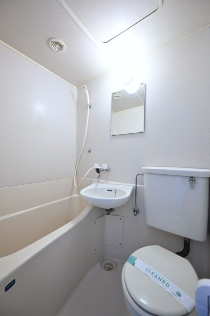 ネオハイシティ豪徳寺の浴室