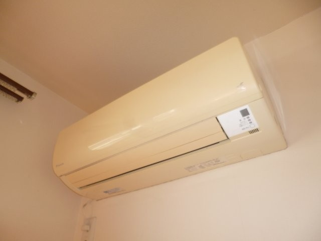 アンビエラＢの設備|エアコン