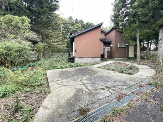 【駐車場】 | 東急天城高原別荘地　戸建