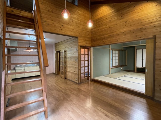 【居間・リビング】 | 東急天城高原別荘地　戸建