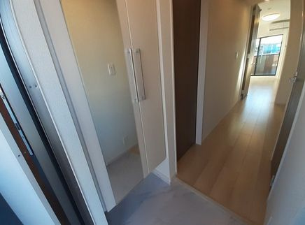 ラ・ヴィベールの玄関