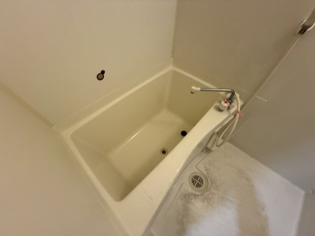 フローライト蛍池の浴室