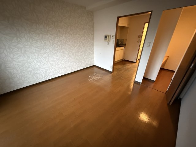 フローライト蛍池の居間・リビング