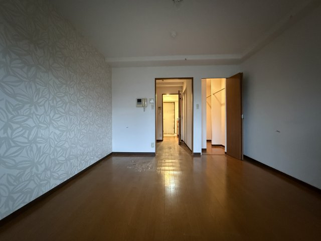 フローライト蛍池の居間・リビング