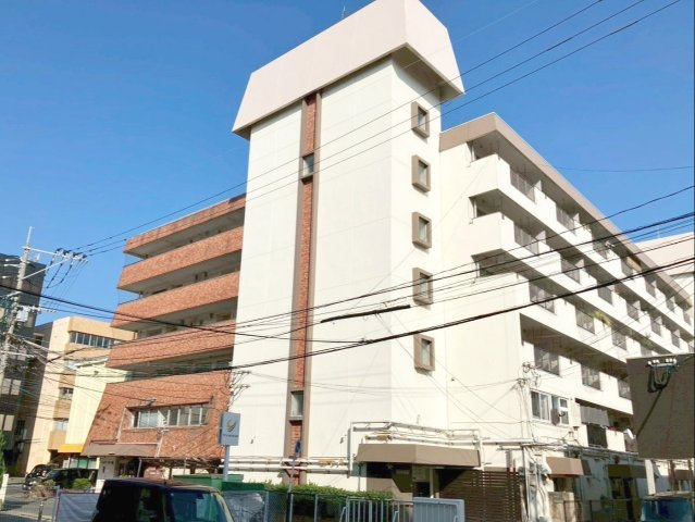 メイゾン多々良の外観|鉄筋コンクリート造7階建て！総戸数53戸！