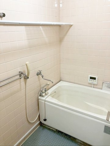 メイゾン多々良の浴室|一日の疲れを癒すお風呂です！